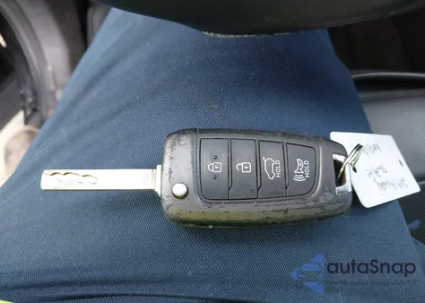 2019 Hyundai Santa Fe Se from USA, damaged, VIN 5NMS2CAD7KH011599